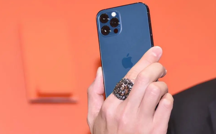 龙湾苹果手机维修分享iPhone12系列重启方法教程 